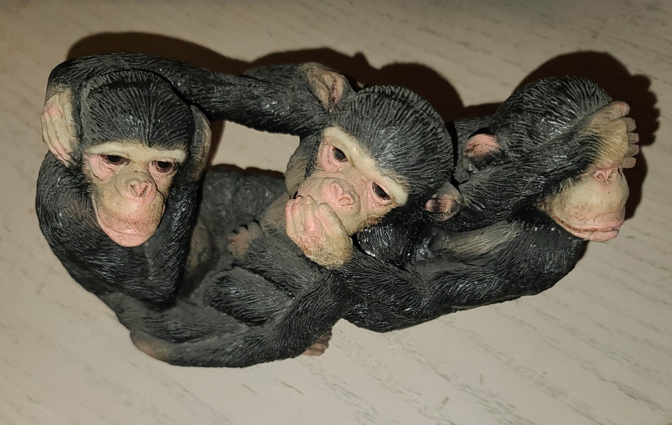Speak/See/Hear No Evil Wise Monkeys PBD-32 Resin Figurine/statue