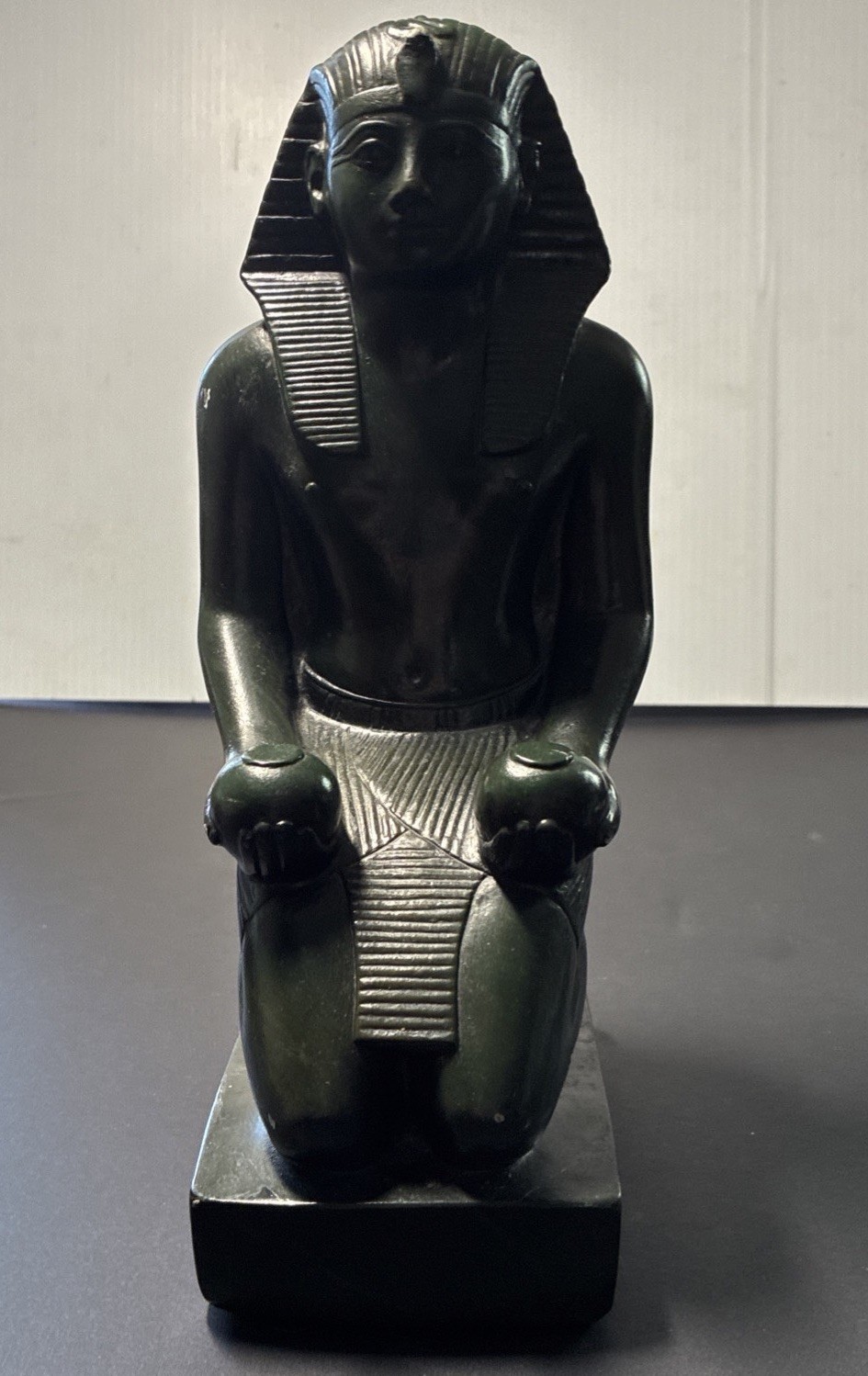 Alva Museum Replica Of Thutmose III Mimics Louvre Original Egyptian Pharoah 10”
