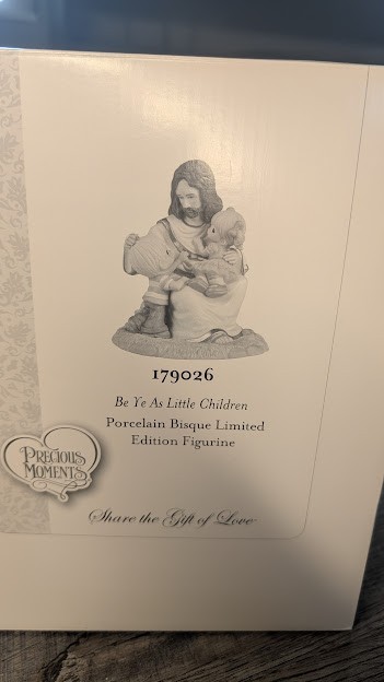 Precious Moments Figurine 179026 – Be Ye As Little Children Jesus