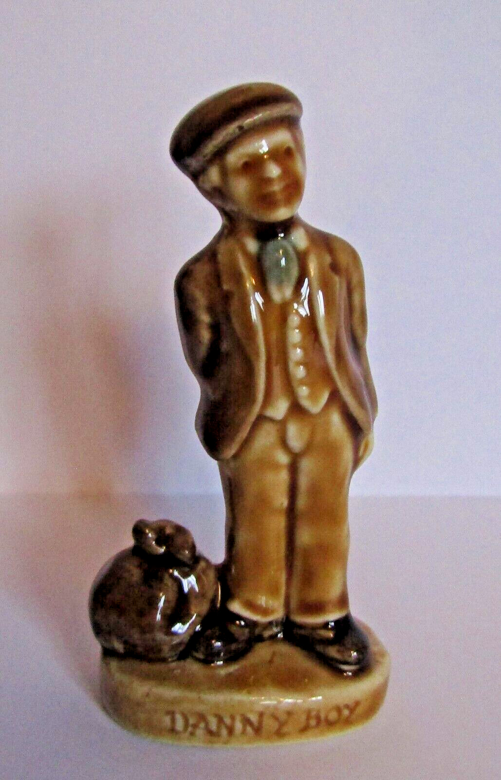 Vintage Wade Irish Porcelain Danny Boy Folk Song Character Figure Ireland MINT