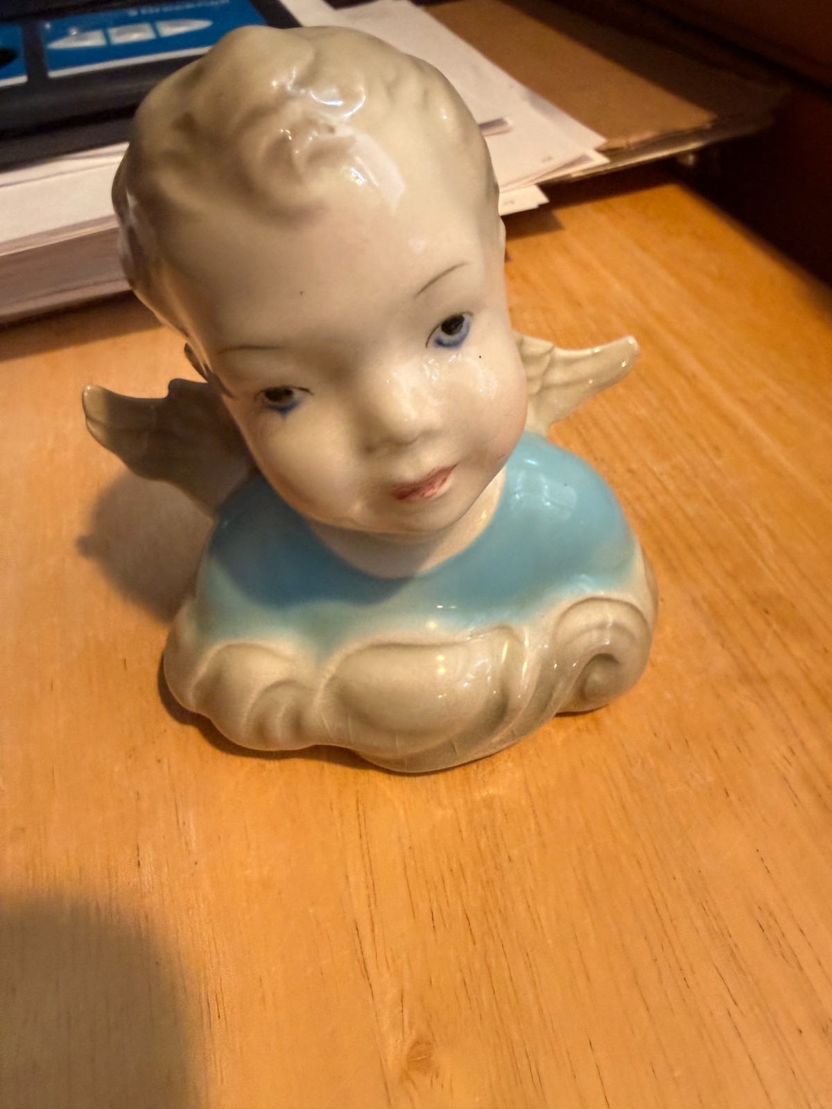 VINTAGE GOLDSCHEIDER BABY ANGEL FIGURINE A. JACOB #322 5″H X 4″W