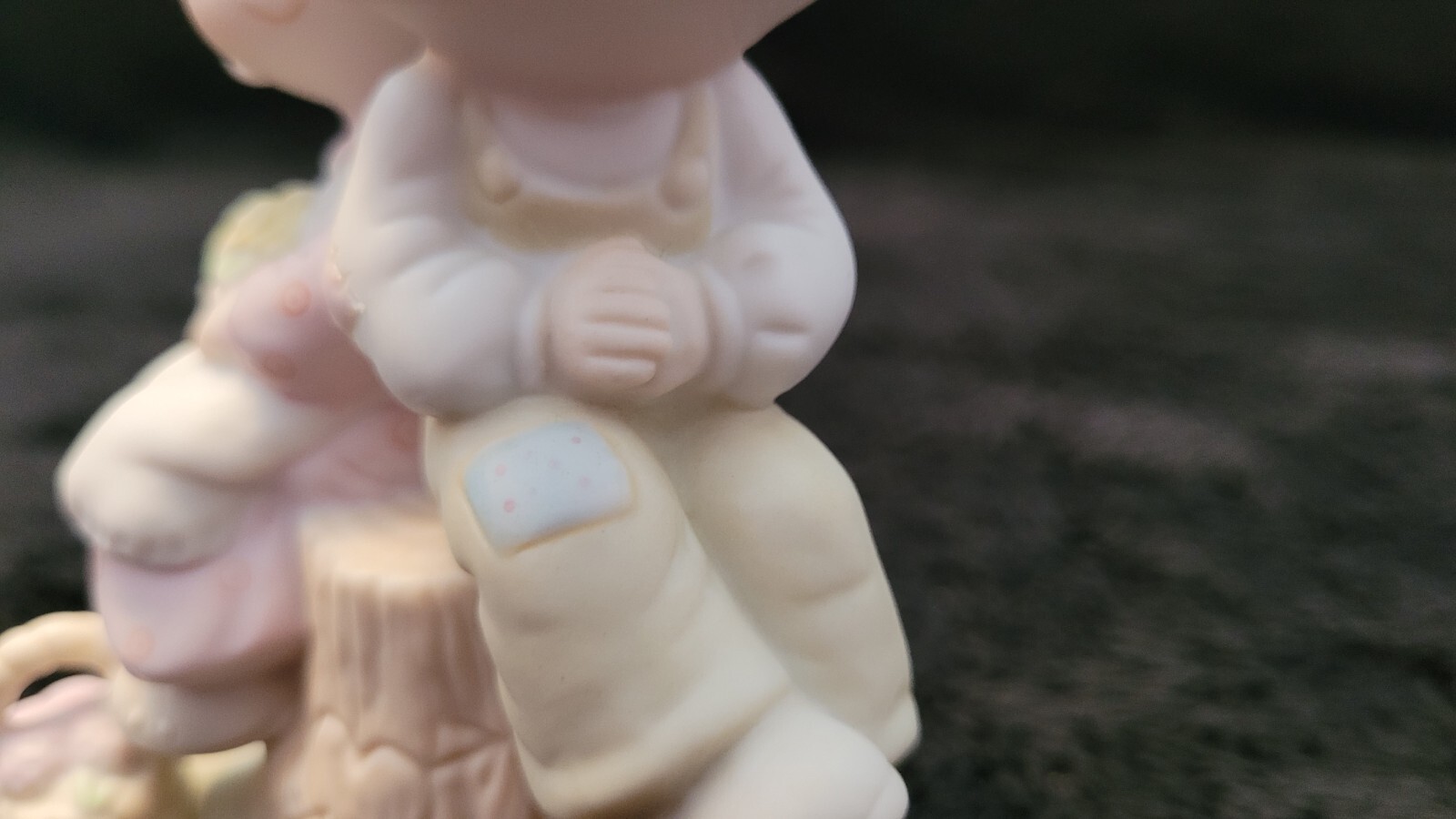 Enesco Precious Moments Love One Another Figurine Jonathon and David 1976 E1376