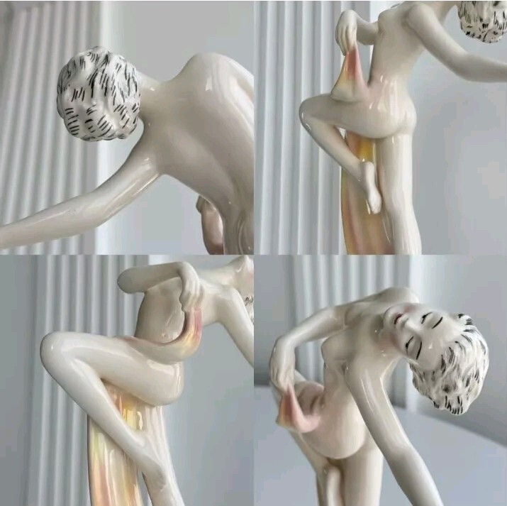 Antique Statue “Anmut” Hertwig