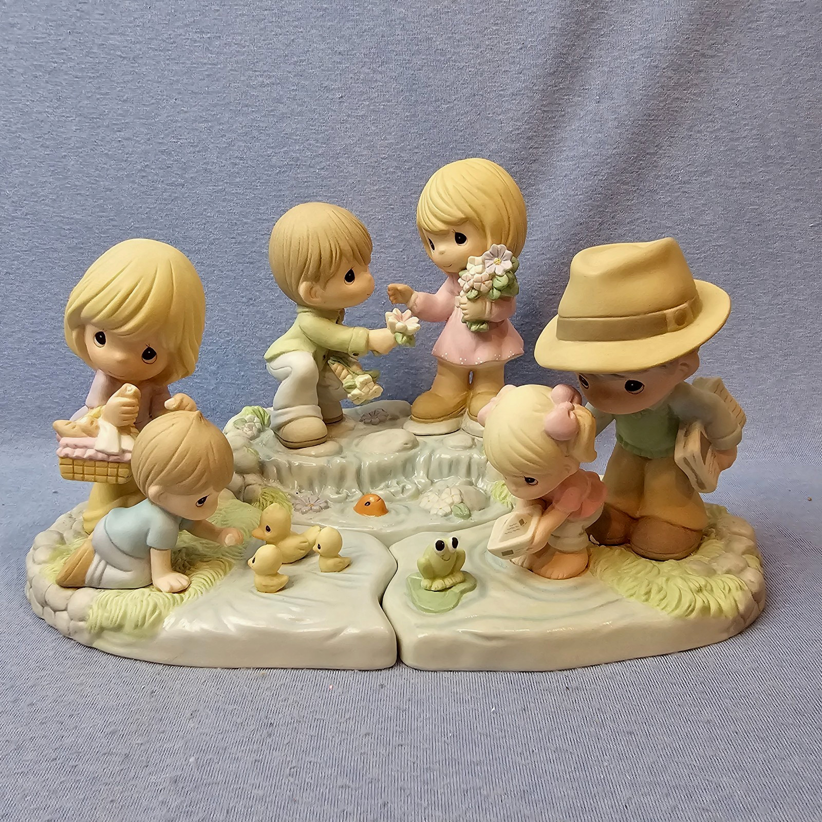 Precious Moments 2014 Collectors Club Loving Starts With You & Me Complete 3 pc