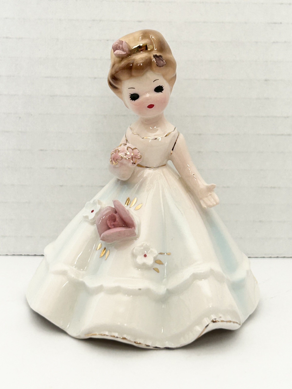 Vtg Josef Originals “Wedding Belle” Figurine White Dress w flowers