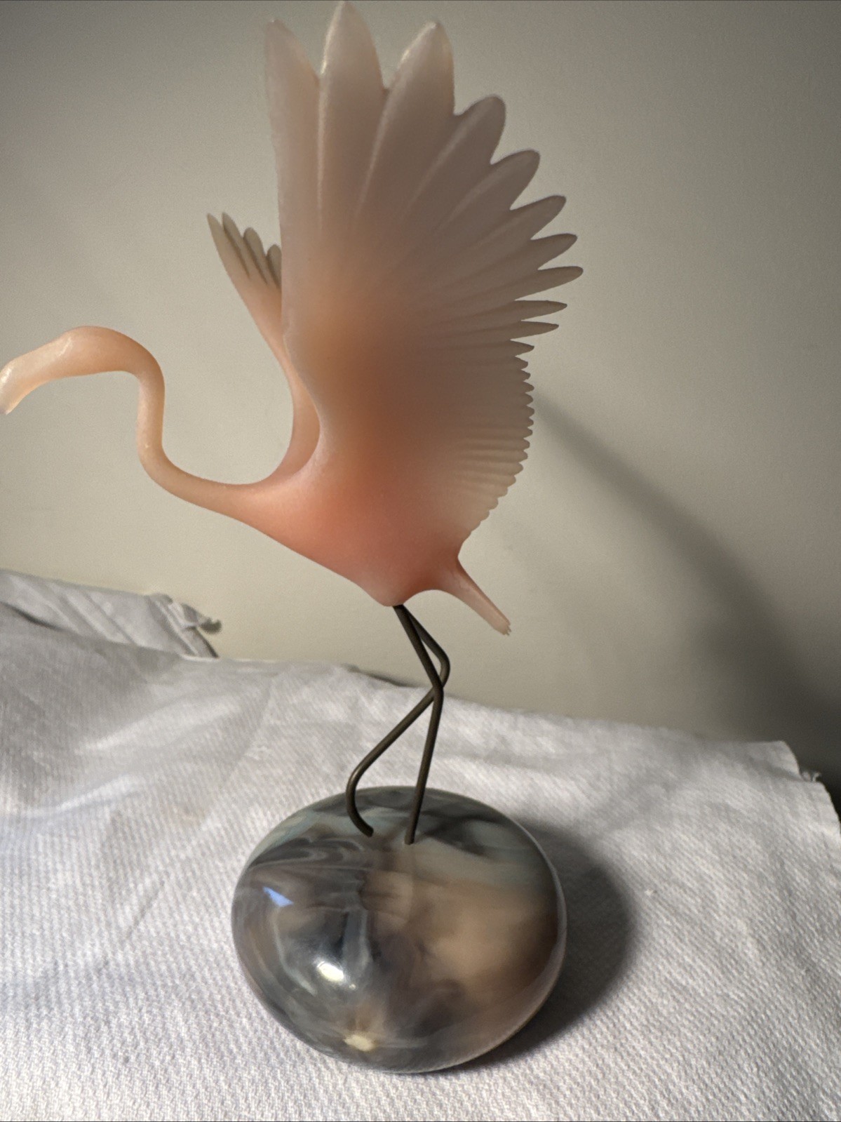 VINTAGE JOHN PERRY MOON EGG 1985 PINK FLAMINGO SCULPTURE FIGURINE 8” BIRD DECOR