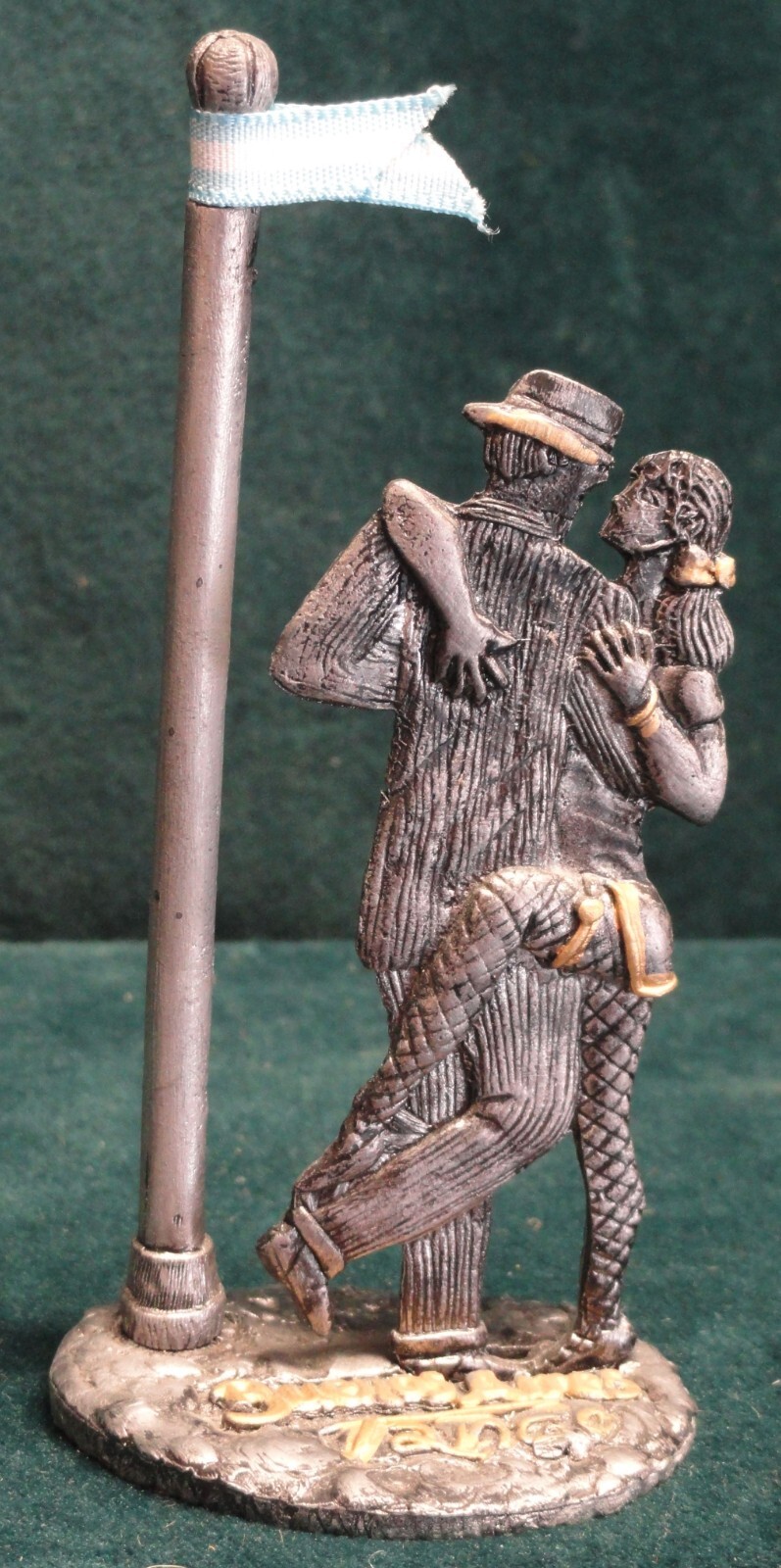 J.S Artesania Argentina Serie Tango dancers Buenos Aires 4-1/8″ tall Pewter (?)