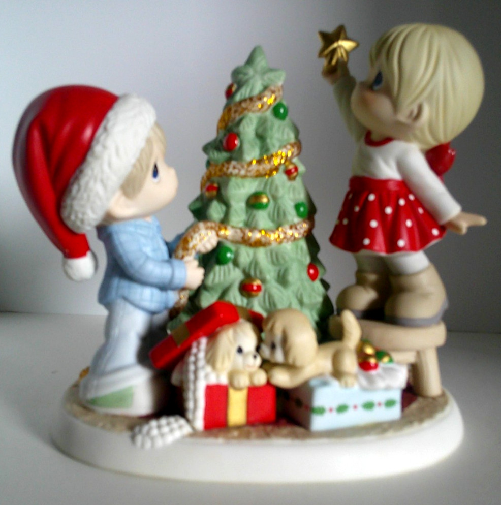 PRECIOUS MOMENTS “May Happy Times Decorate Your Holidays” #211040 – Limited Ed.