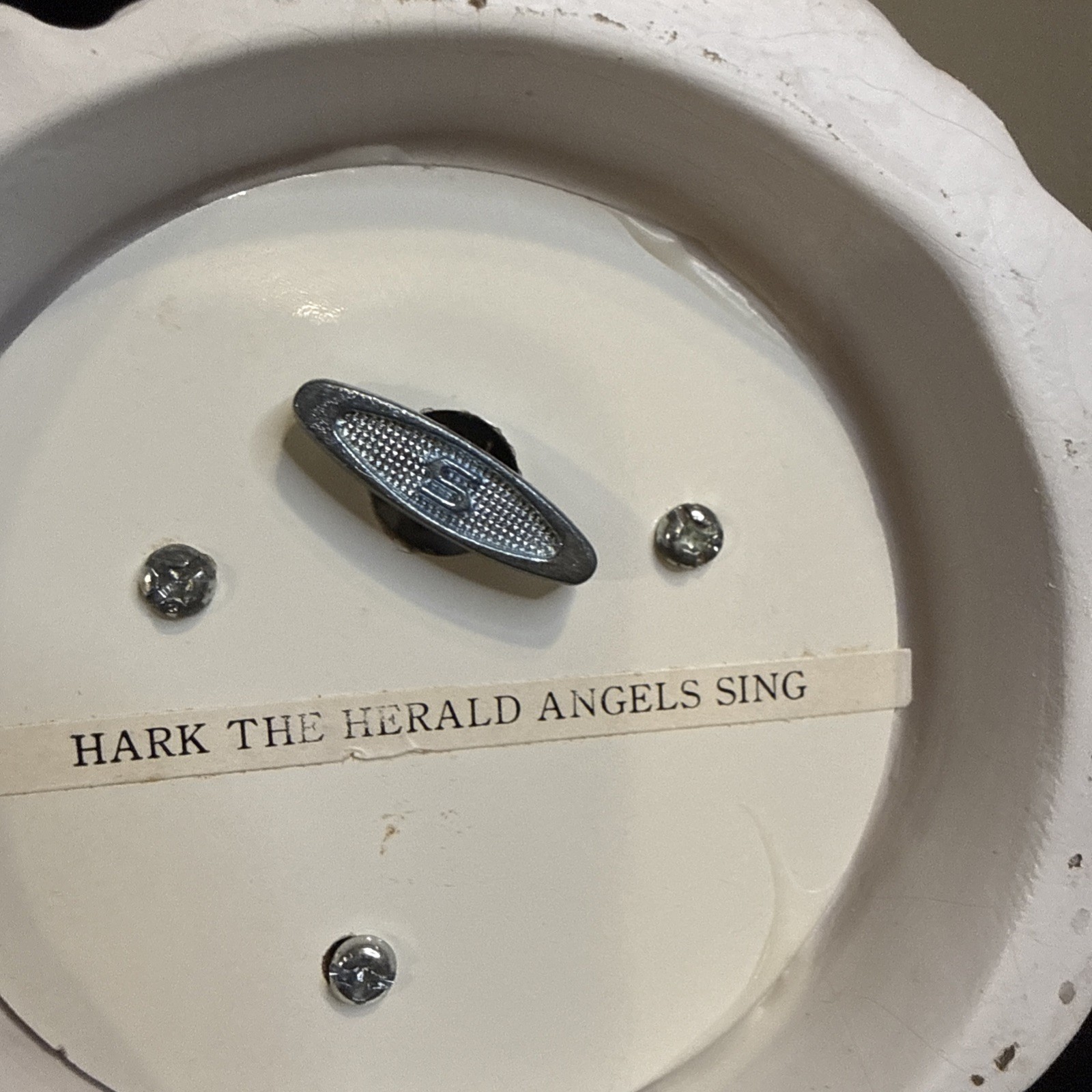 Silvestri Musical Angel Figurine “Hark the Herald Angels Sing” w/ Box
