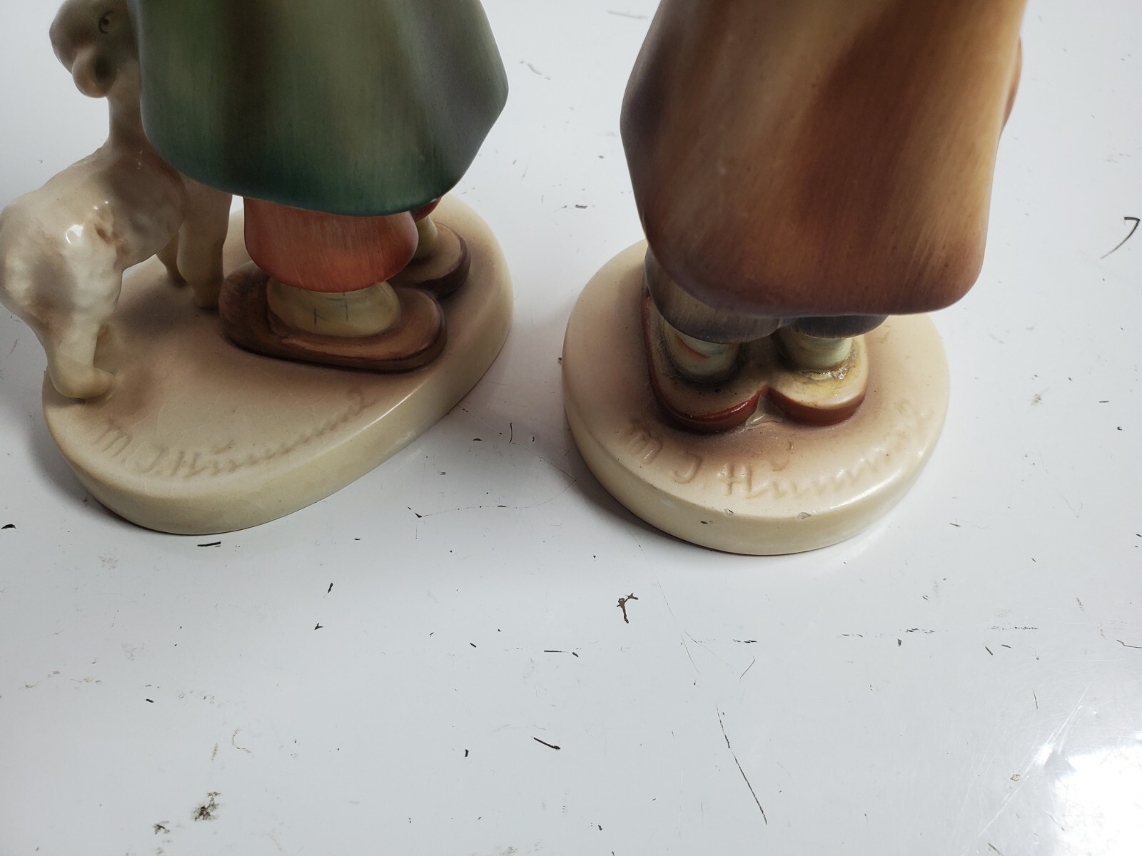Imperfect – Hummel Figurines #64 Shepherd’s Boy & #68 The Lost Sheep – USED Read