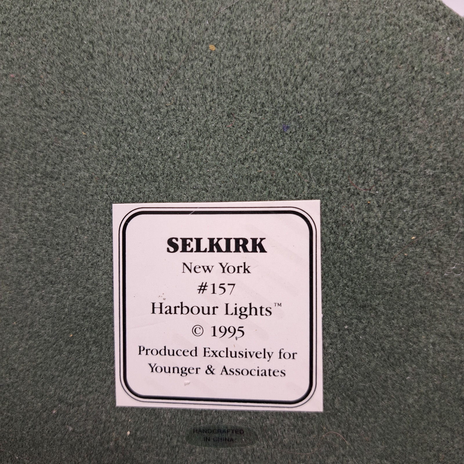 Harbour Lights Selkirk Lighthouse New York NY Figurine #157 1995 Younger & Assoc