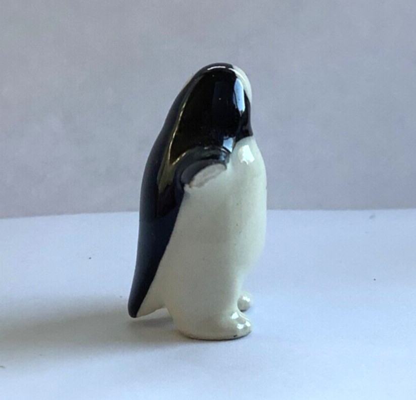 VTG Hagen Renaker Skating Penguin Green Yellow Blue Scarf Baby Penguin Lot of 3