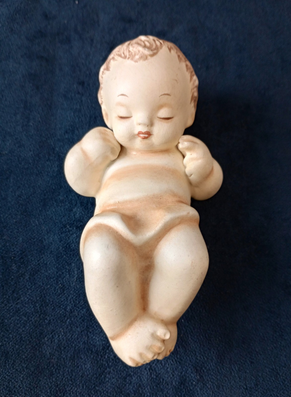 MJ Hummel 5″ Long Baby Jesus with Full Bee Western Germany 1950 – 1959 Ceramic