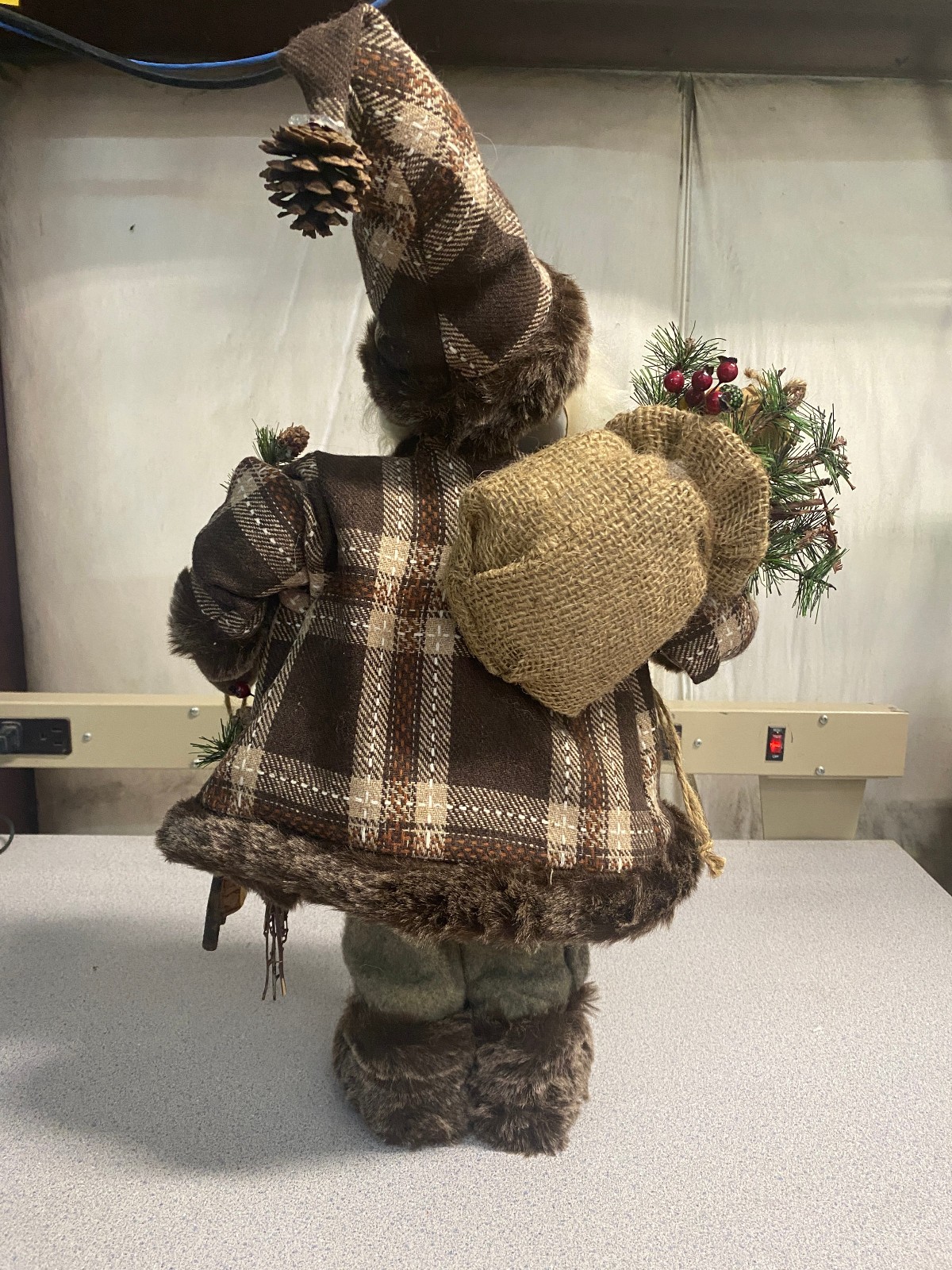 Woodland Santa Claus 20″ Christmas Figure lodge cabin santa