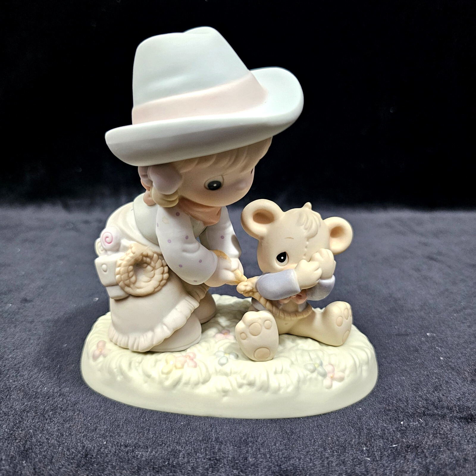 Precious Moments “I Can’t Bear To Let You Go” Cowgirl Friendship Porcelain EUC