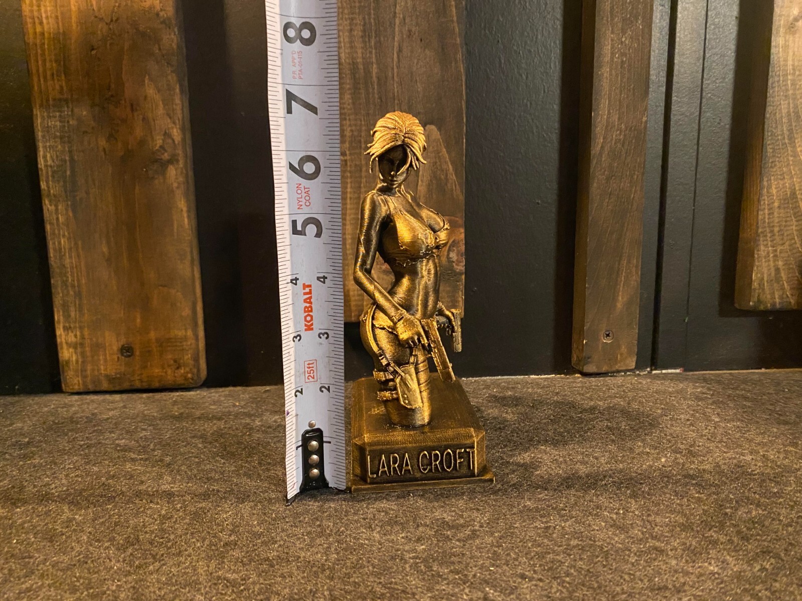 LARA CROFT Gold statue Tomb Raider 6inches Tall