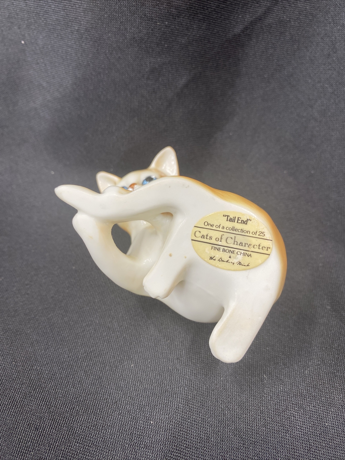 cats of character Danberry mint. set of 3 Cat nap. Bow Beau and Tail end