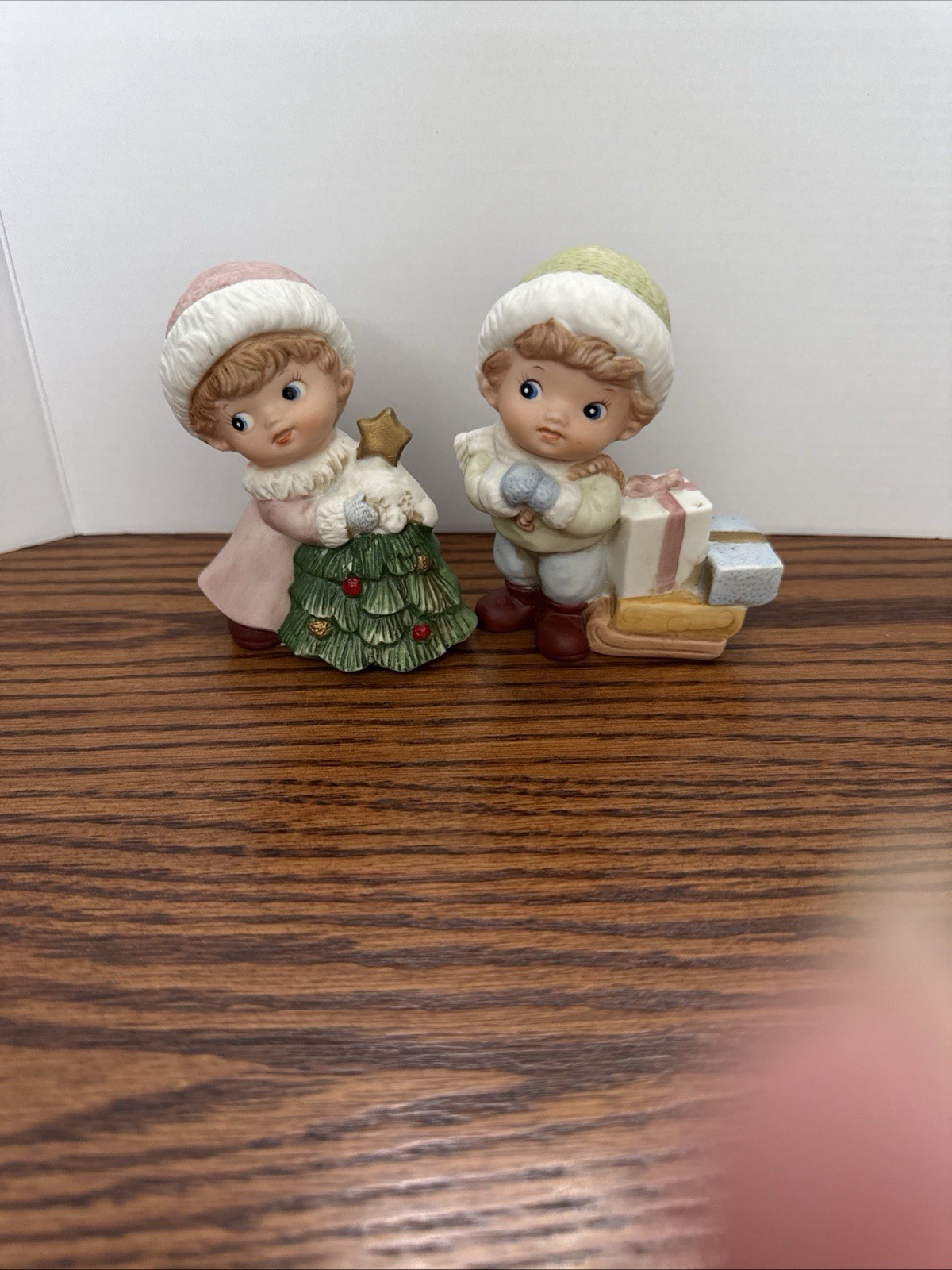 Vintage 1990s Homco Christmas 5556 Porcelain Boy & Girl Figurines Holiday Set