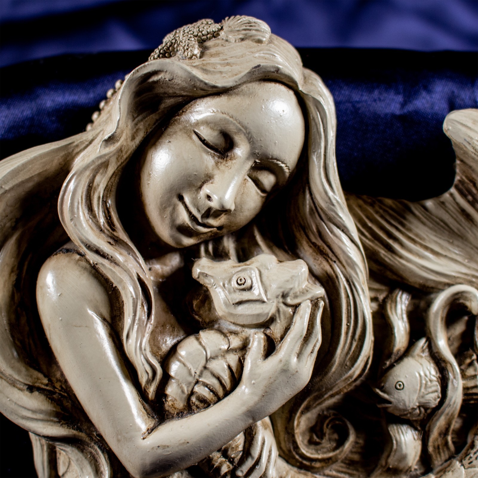 Vintage Oceana Mermaid Seahorse Fish Stone Cast Wall Plaque 5.5″L x 5″W