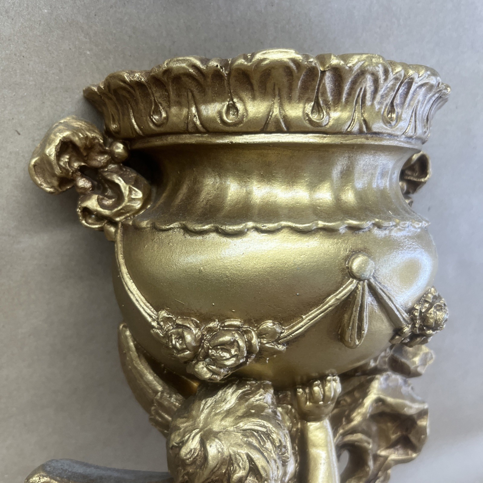 VINTAGE ANGEL CHERUB 1975 VICTORIAN GOLD WALL POCKET HOLLYWOOD REGENCY 14 1/2”