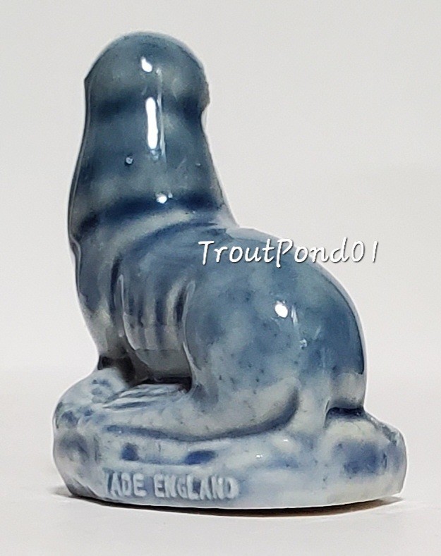 Wade Whimsies Seal Porcelain Figurine Variations Canadian 1967 TS Sealife US RRT
