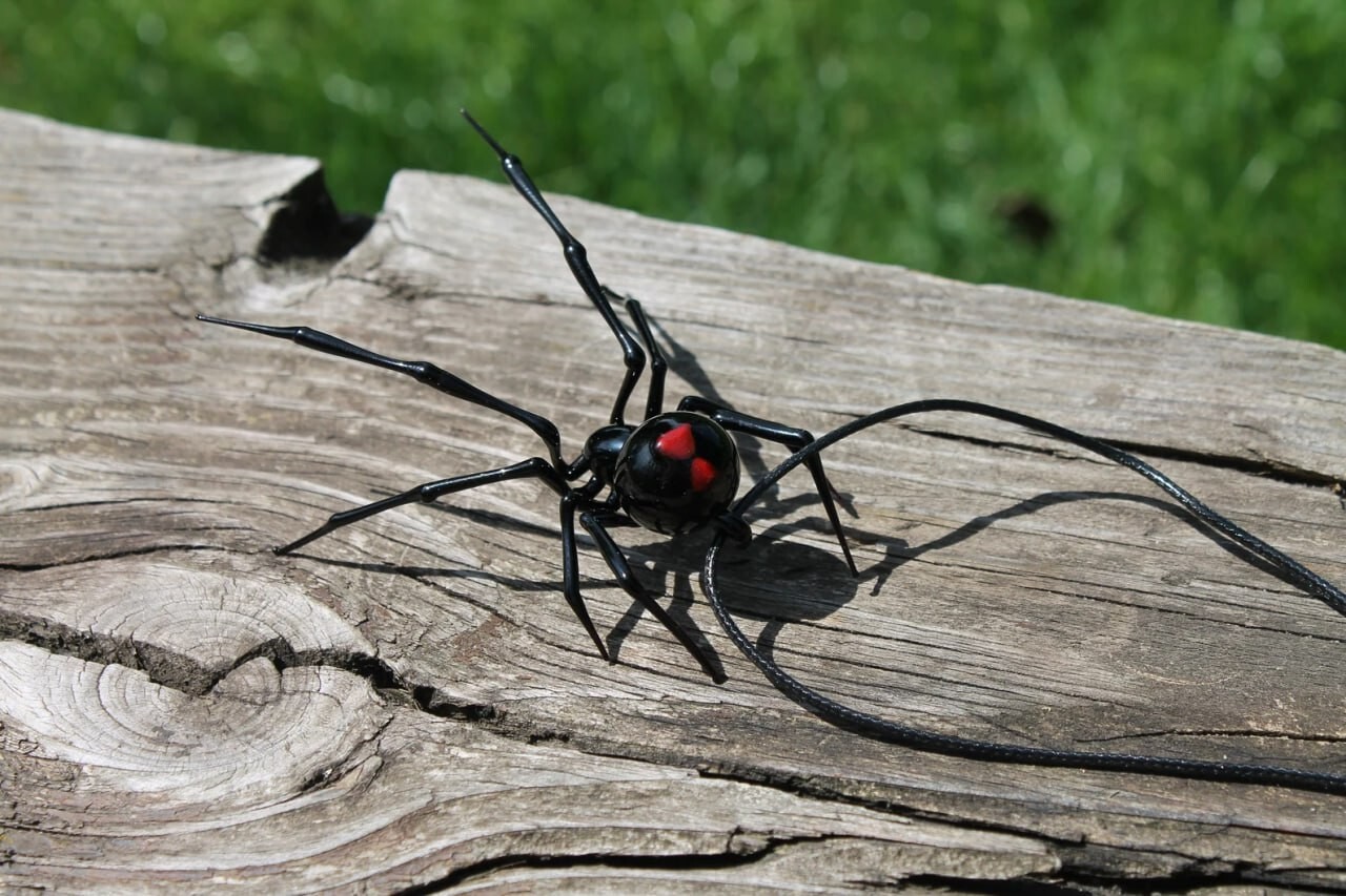 Spider Black Widow, pendant Blown glass Spider,Hanging Spider Black Widow,