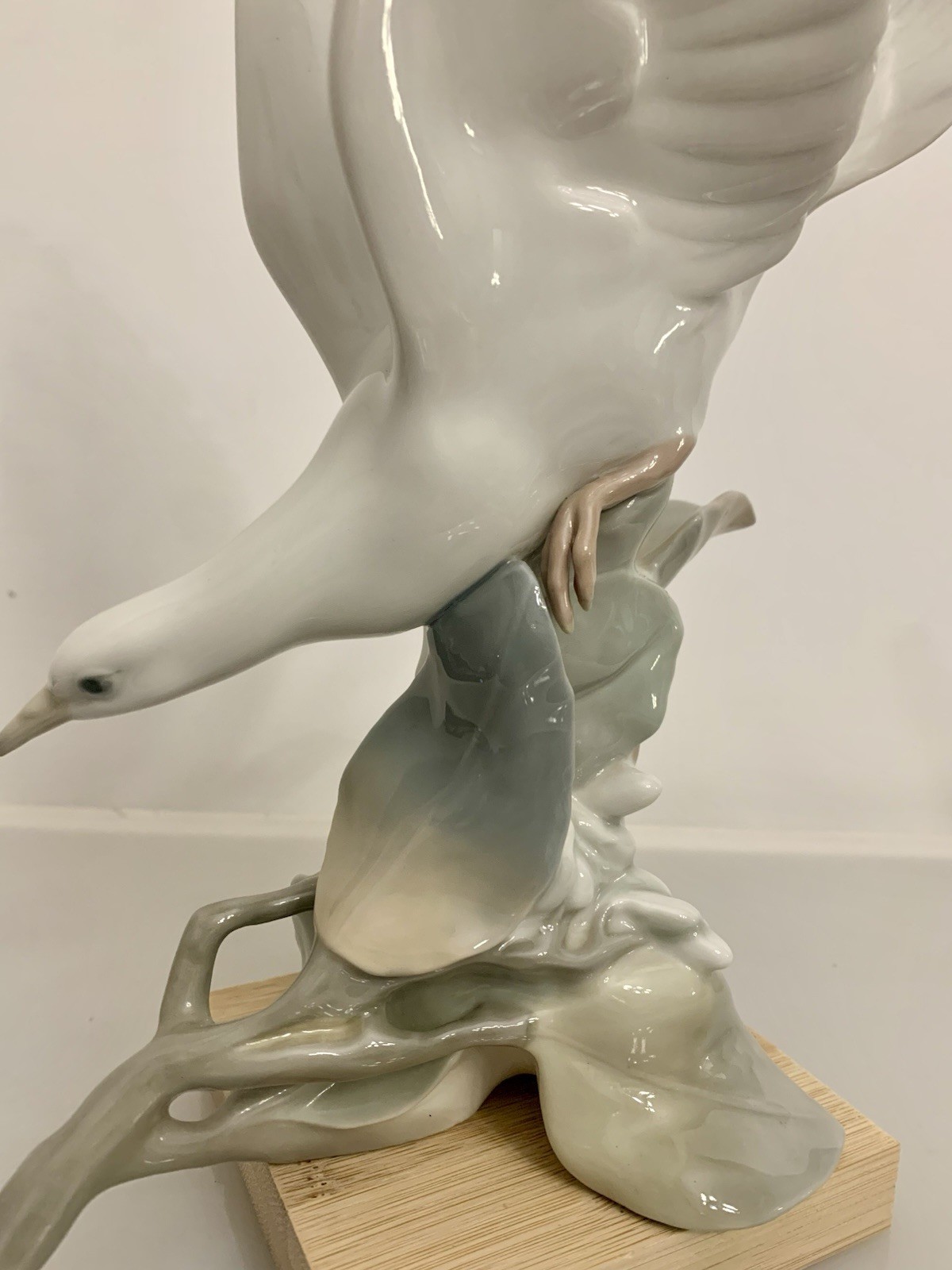 Lladro Porcelain Figurine Turtle Dove Vintage 1970’s Glossy 11”H