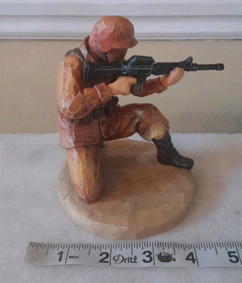 2002 Soldier Figurine Cast Art Industries We The People Fight For Freedom 27017