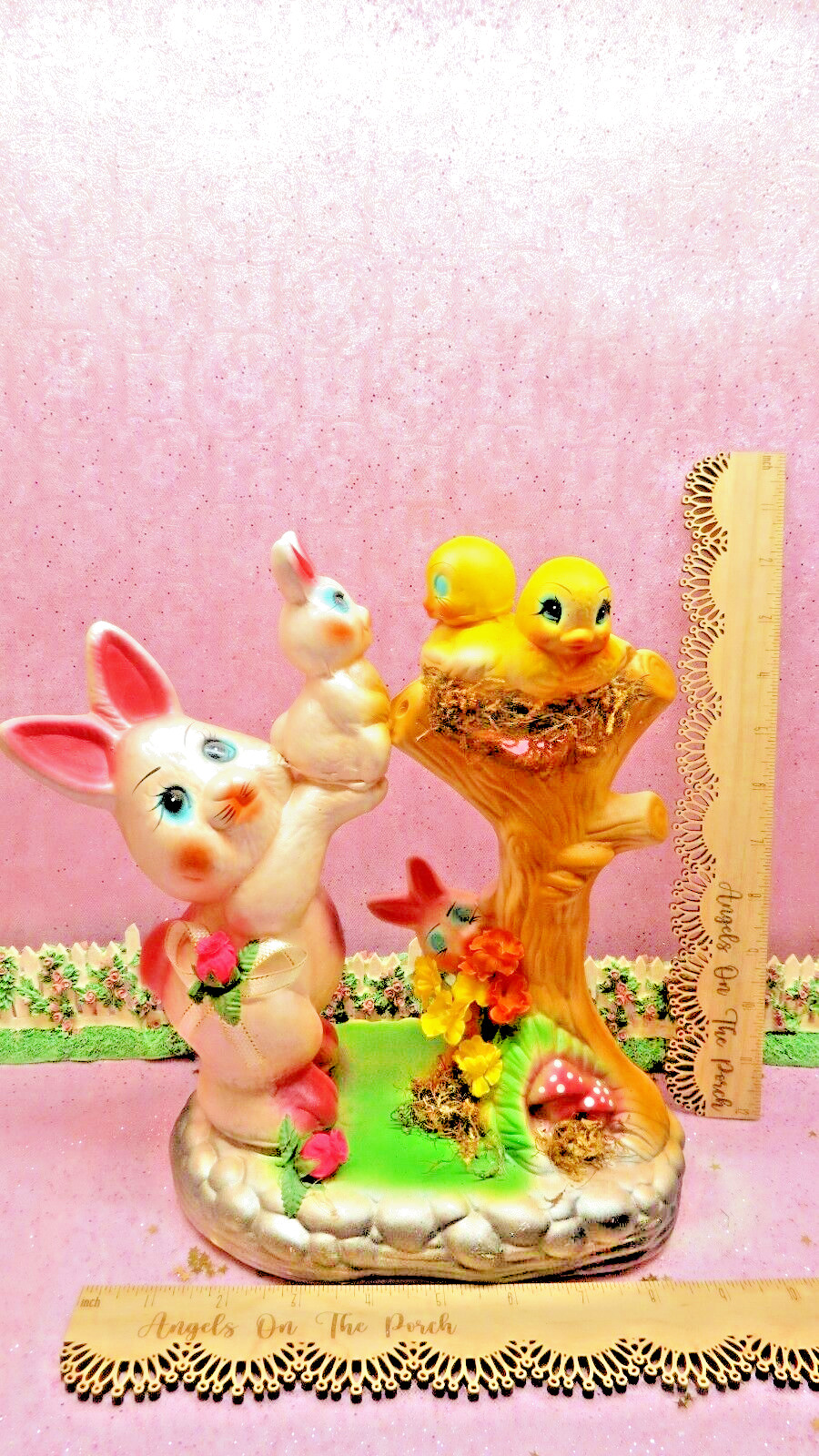 VINTAGE RARE Chalk Ware Carnival Prize Anthropomorphic Rabbit Chicks AIRBRUSH