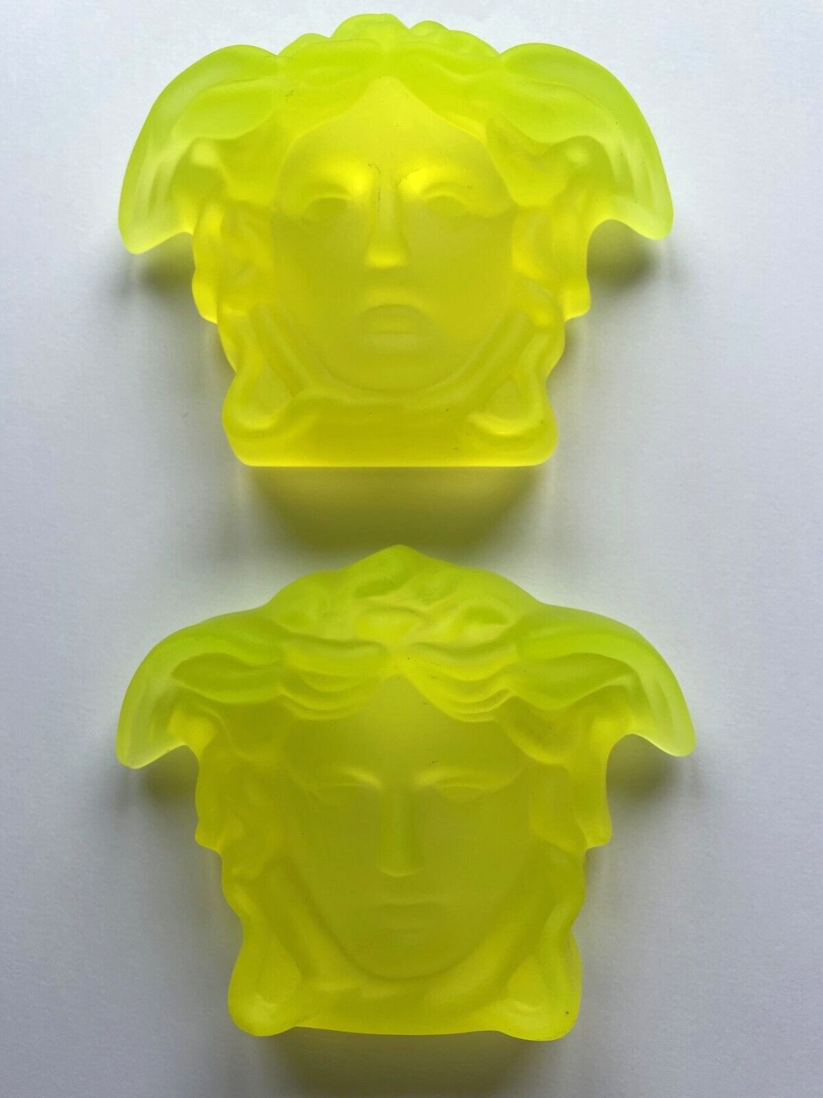 Yellow Uranium Glass Medusa Head Crafts Ornament NEW Changes to Green i UV Light