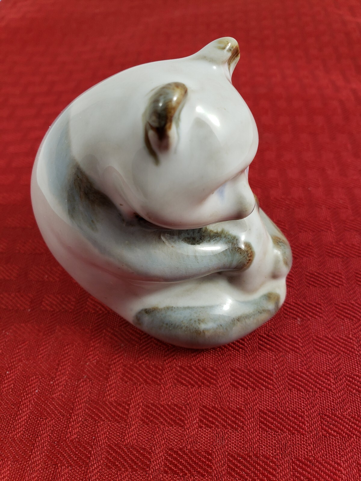Vintage Ceramic Bear Figurine Holding A Fish Red Stamped 2 on Bottom