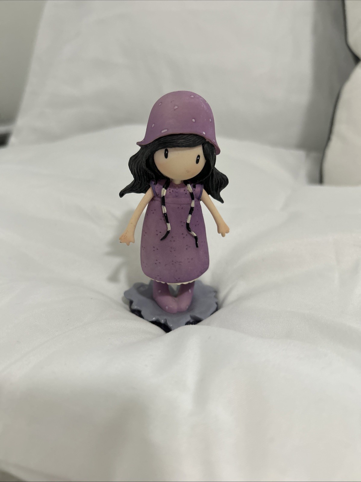 Santoro London Gorjuss A26471 Rainy Daze No Box – 4 inch doll