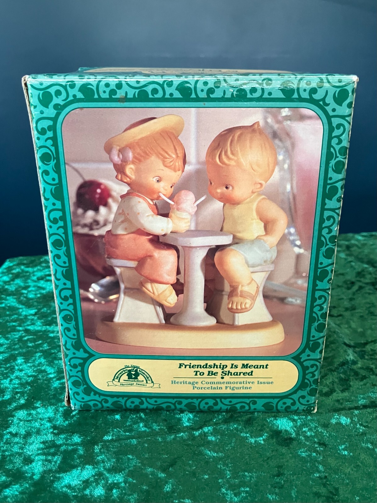 Memories of Yesterday: Friendship is Meant to Be Shared #602922 w/ Box 1994