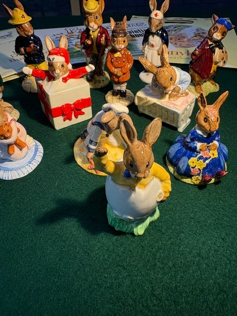 A lovely classic Bunnykins Figurines Collection