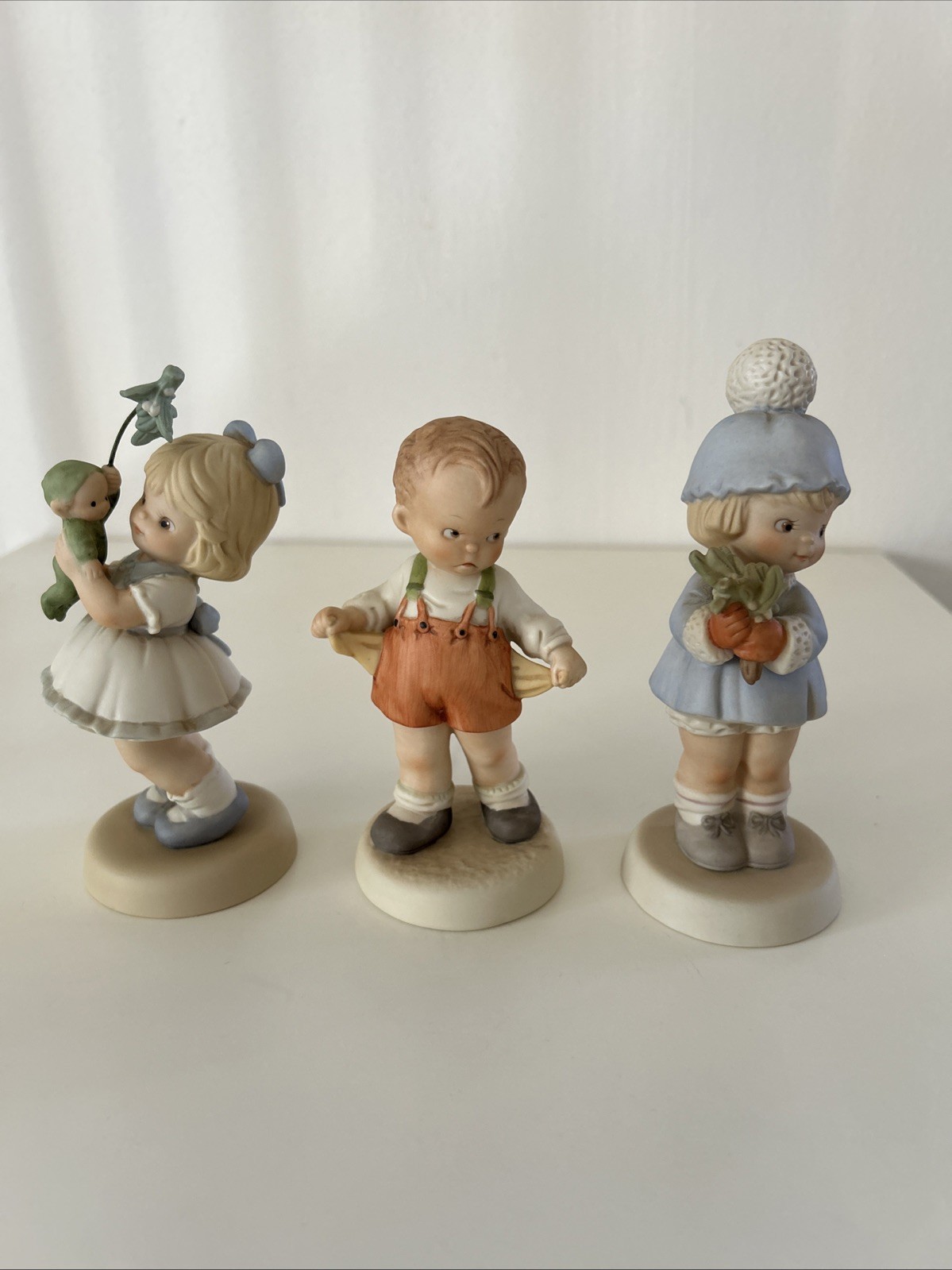 Memories Of Yesterday Figurines Lot Of 10