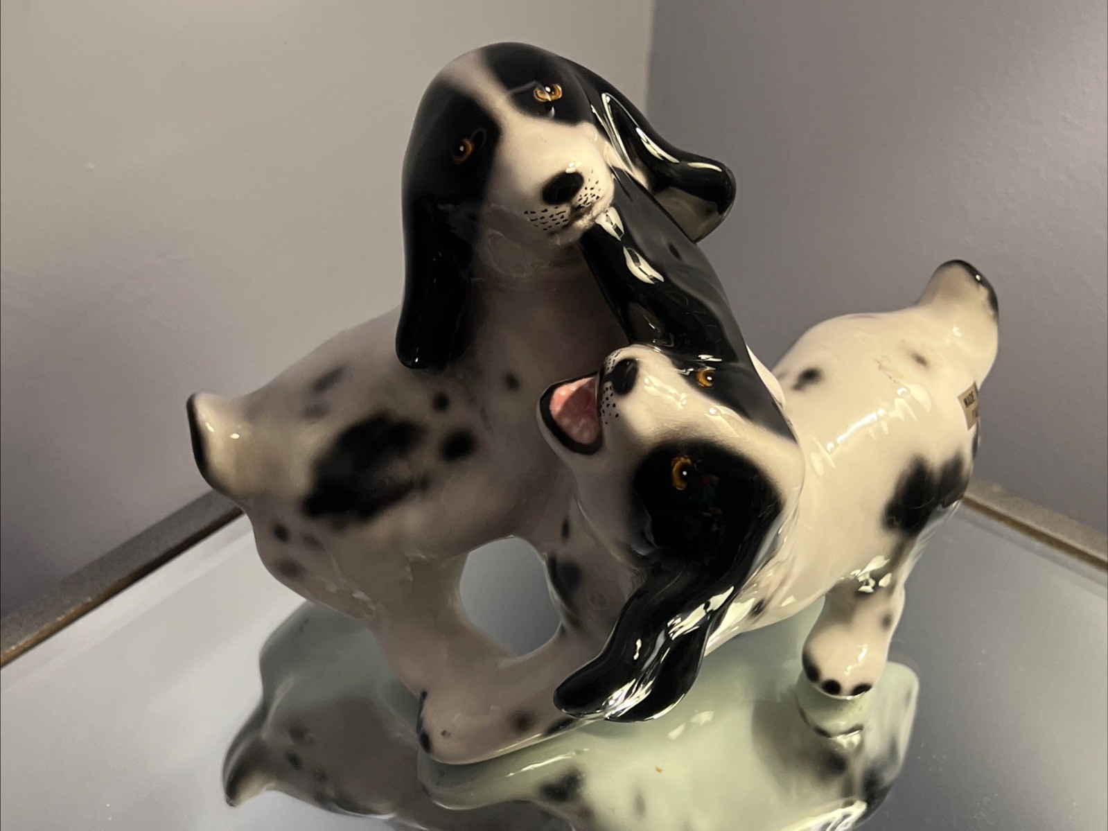 Vintage Playful SPRINGER SPANIEL DOG Puppies PORCELAIN ANIMAL FIGURINE Italy