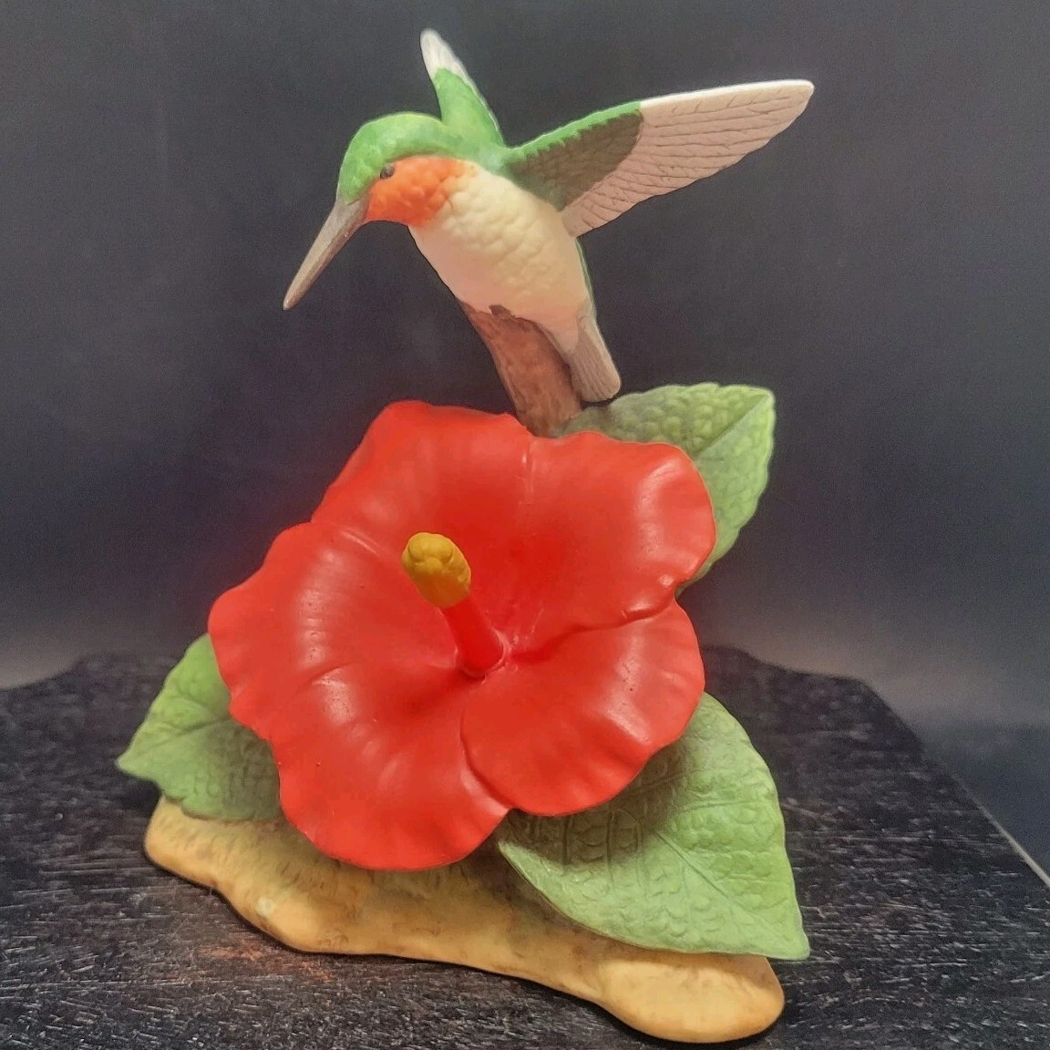 Hummingbird by Andrea Sadek Red Hibiscus Flower Vintage 1985 Porcelain Japan