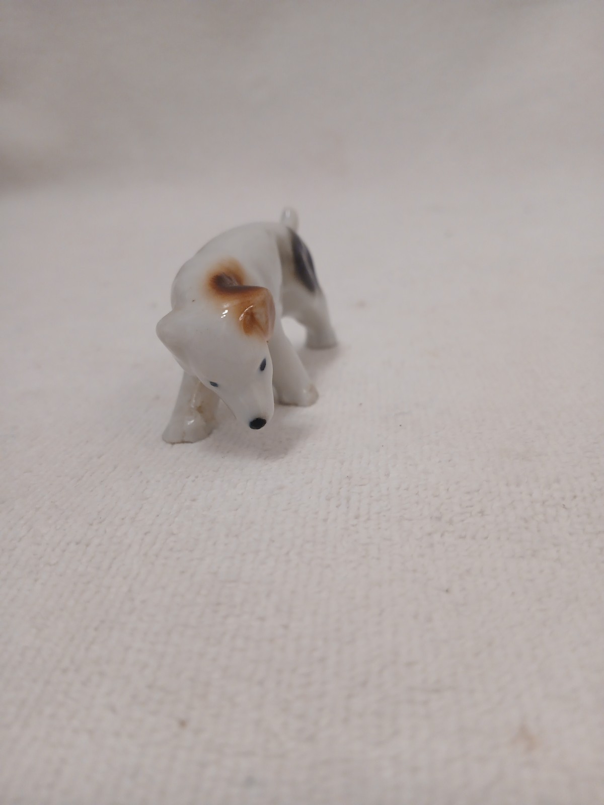 Vntg Beagle Hunting Hound Dog 3″ Ceramic Figure Brown White Spots Japan Collect