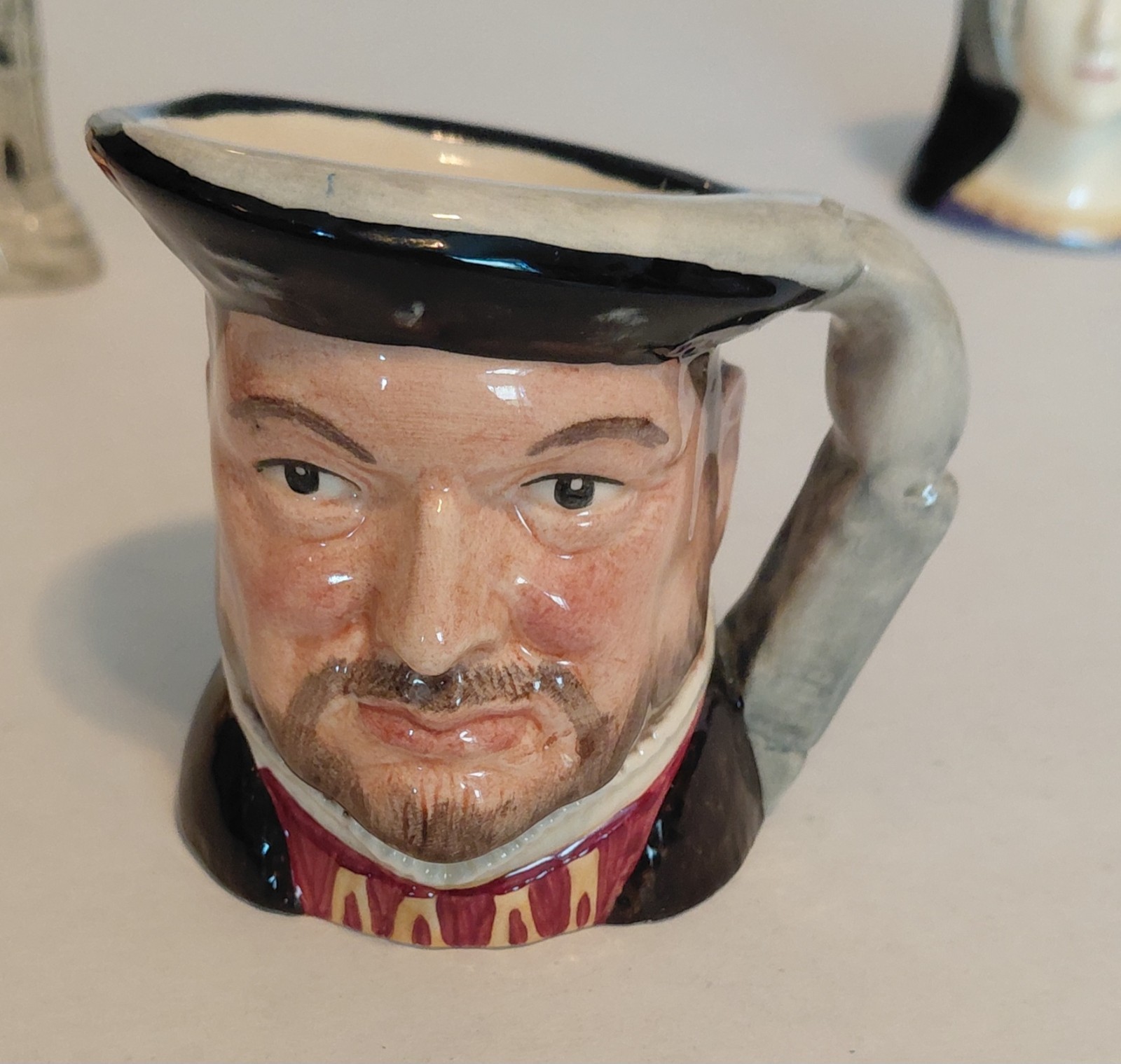 Royal Doulton Mini Toby Mug Henry VIII, 2 3/4″, excellent condition