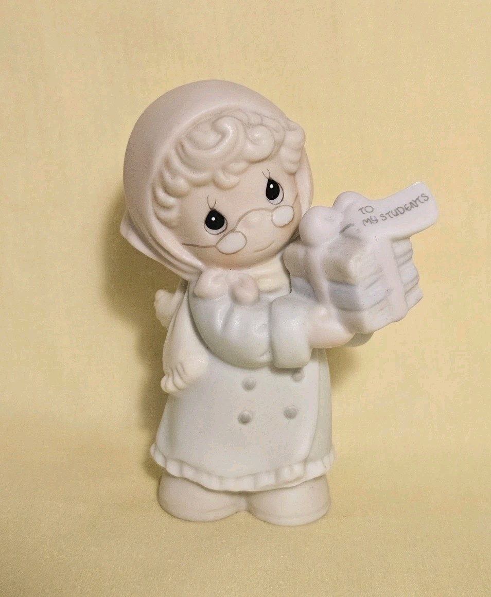 1994 Precious Moments Sugar Town School House Aunt Cleo 272817 Enesco 3.50″ H