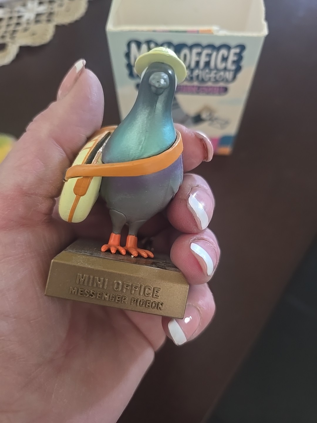 mini office messenger pigeo
