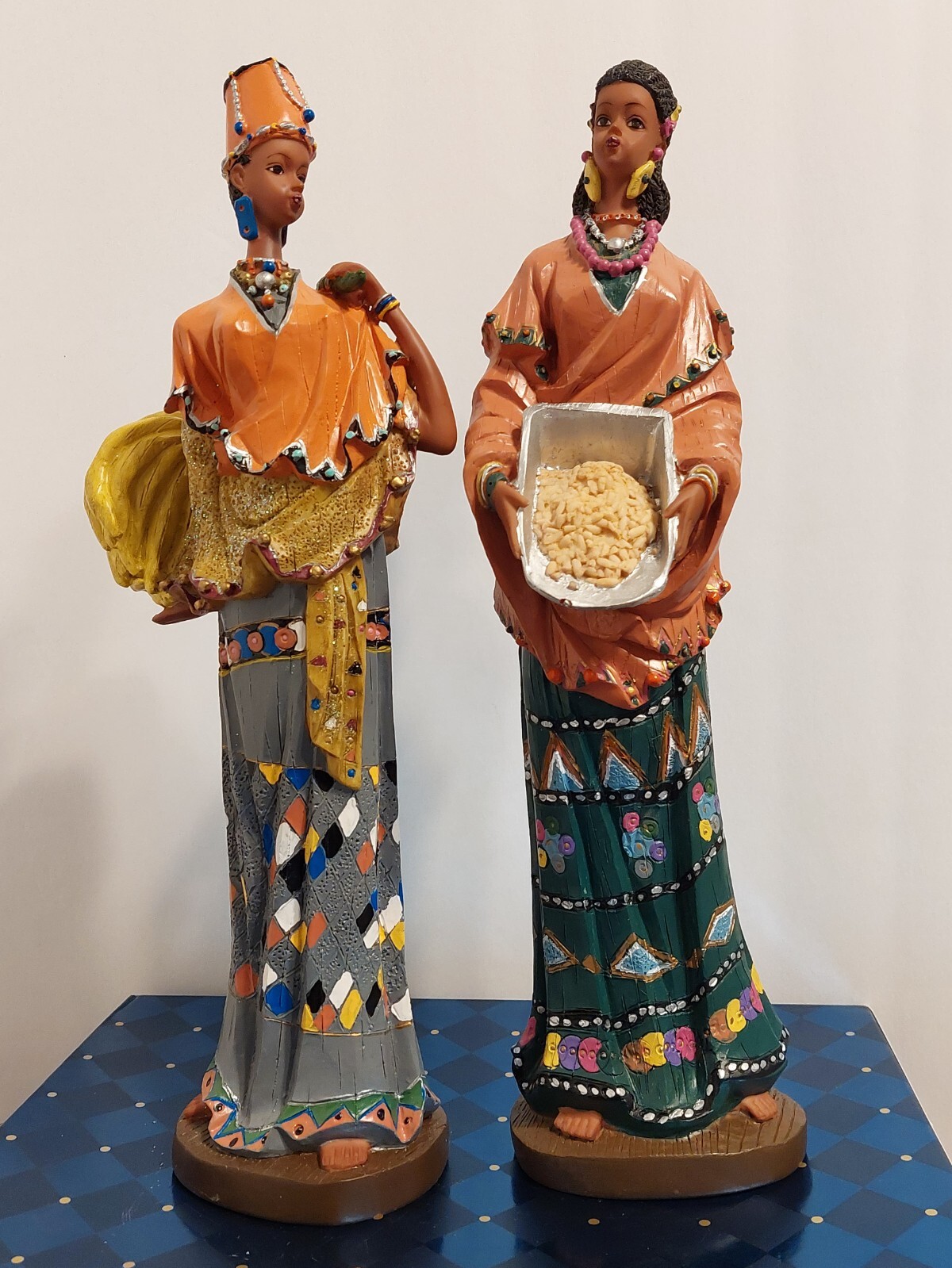 VINTAGE PAIR OF BEAUTIFUL ETHNIC AFRICAN WOMEN 13″ FIGURINE STATUES WOOD & BONE