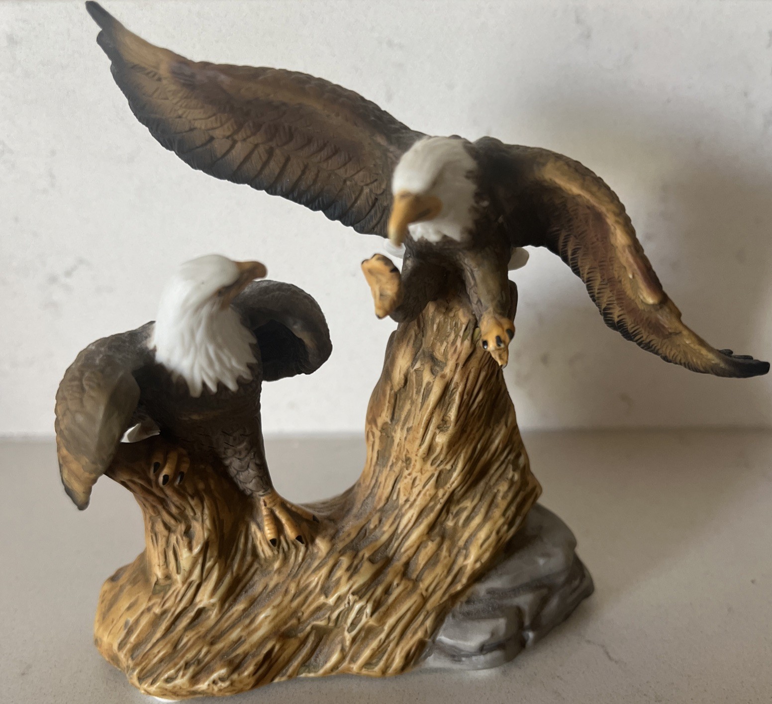Hand Painted Porcelain 2 Bald Eagles Figurine By Lavie 4.5” VGC