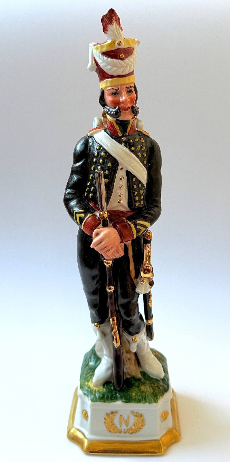 Vintage 12.6 Capodimonte Porcelain French Napoleonic Grenadier Soldier Statue