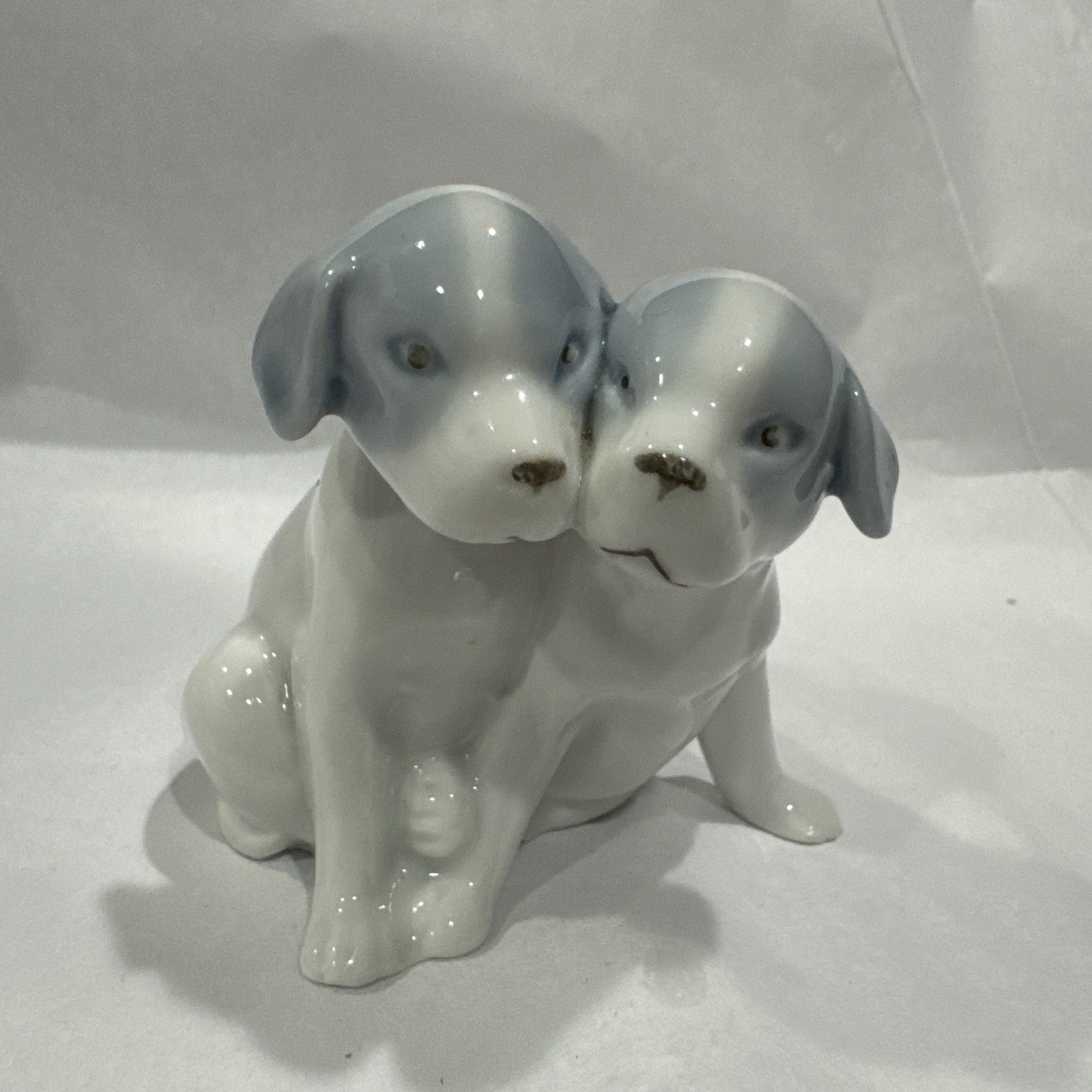 Vintage Germany 2.5″ Shiny Porcelain spotted Puppies Pfeffer Gotha Germany