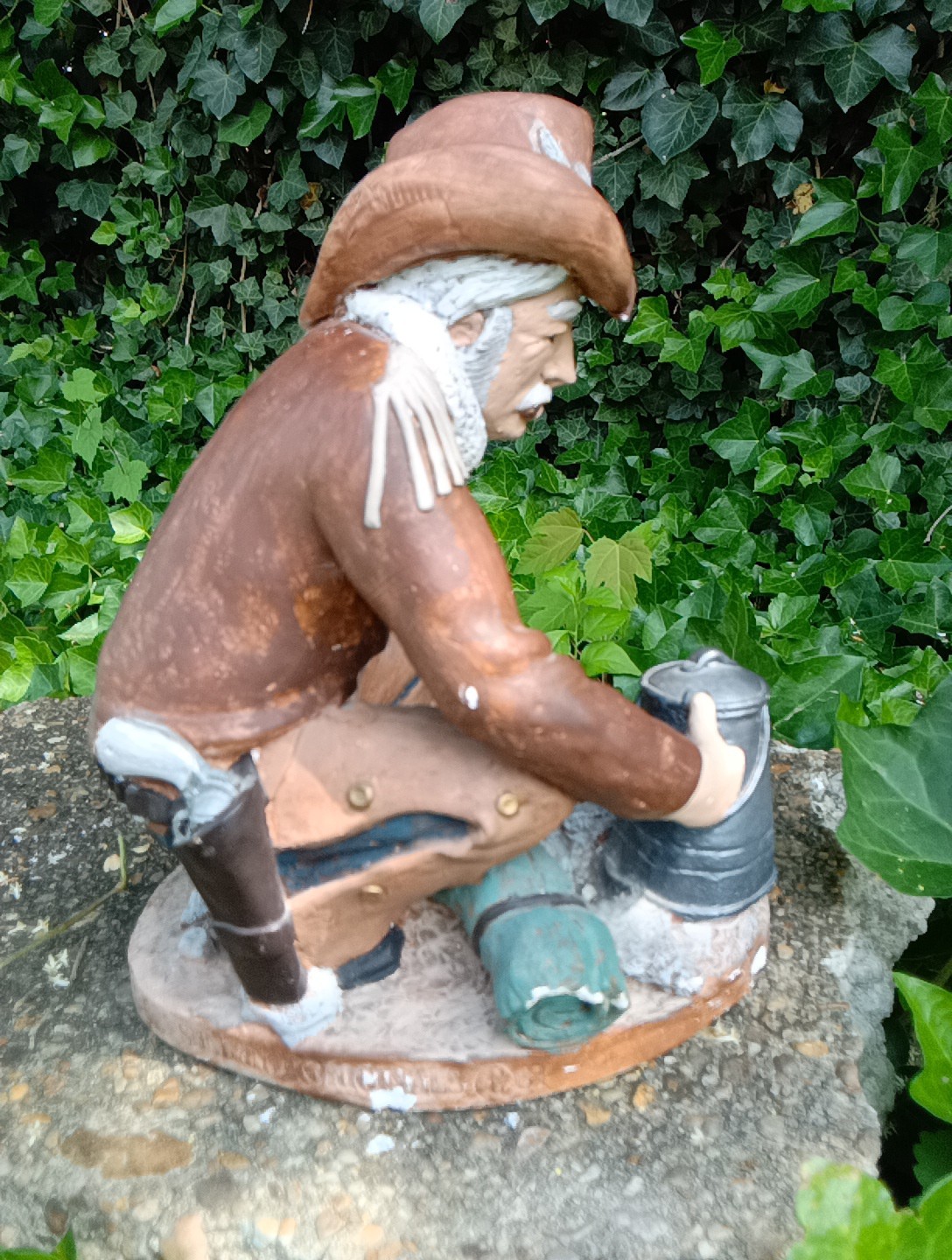 SUNDANCE ORIGINAL 1981 Campfire Cowboy Rare Chalkware 8″ RARE By Th Meg Rockwood