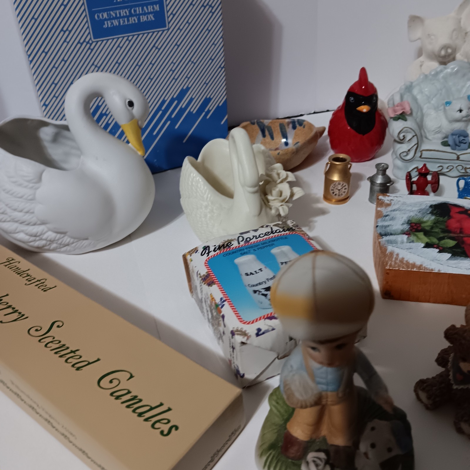 Lot of Collectibles Sculptures & Figurines, Used, Vintage, See photos