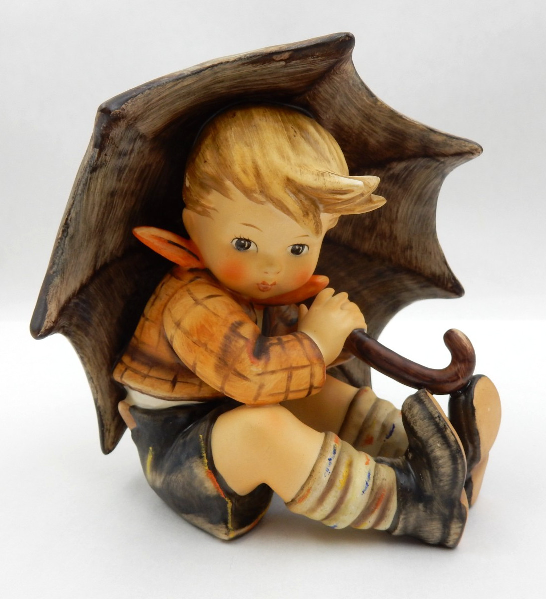 VINTAGE GOEBEL HUMMEL 152/0 A TMK-6 UMBRELLA BOY FIGURINE WEST GERMANY 5″ TALL