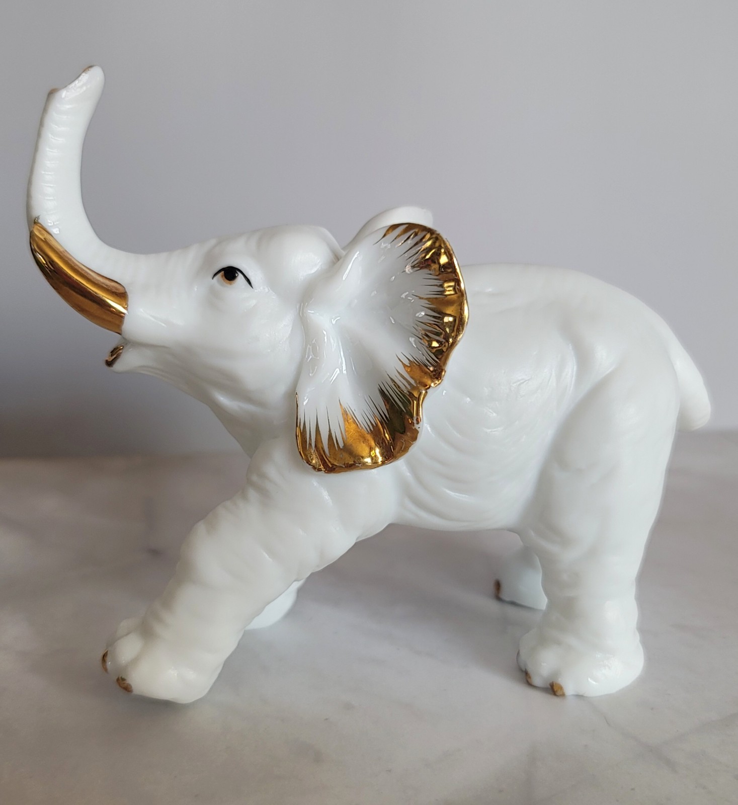 Vintage Matte & Glossy White Elephant Figurine w/ Gold Trim 4-1/2″ Tall 5″ Long