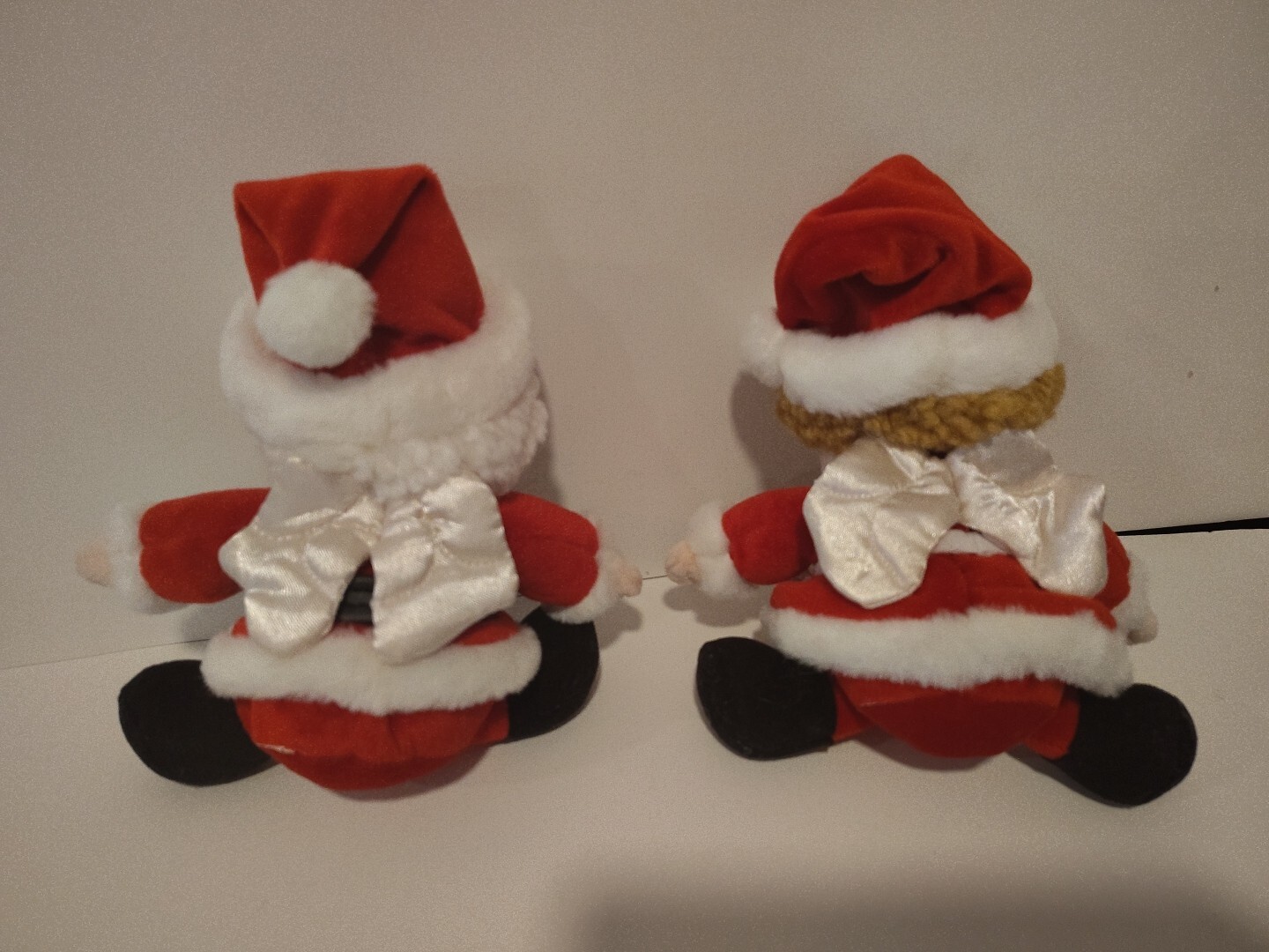 Dreamsicles Angel Hugs Plush Santa & Mrs. Claus